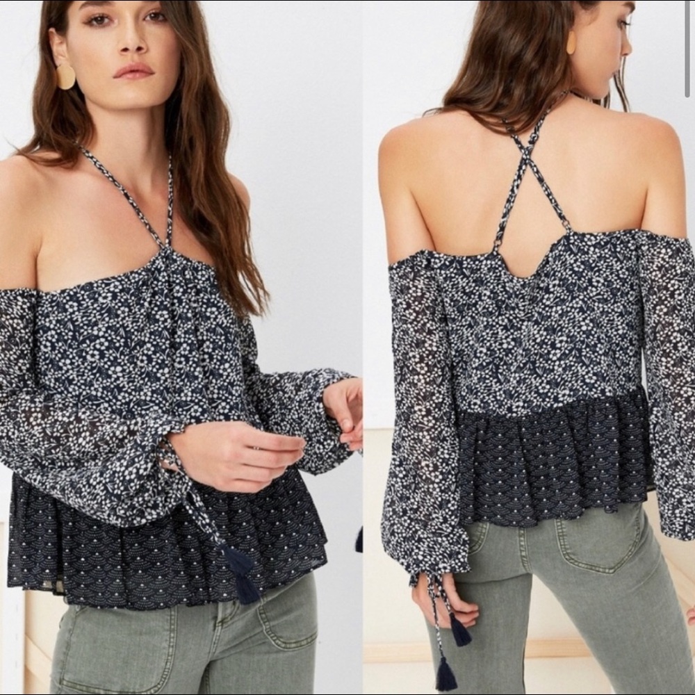 Tularosa Black and White Floral Blouse - Picture 2 of 12